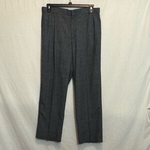 B-157 Men’s Impact‎ Vintage Gray & Black Plaid Pleated Dress Pants Size 36x30